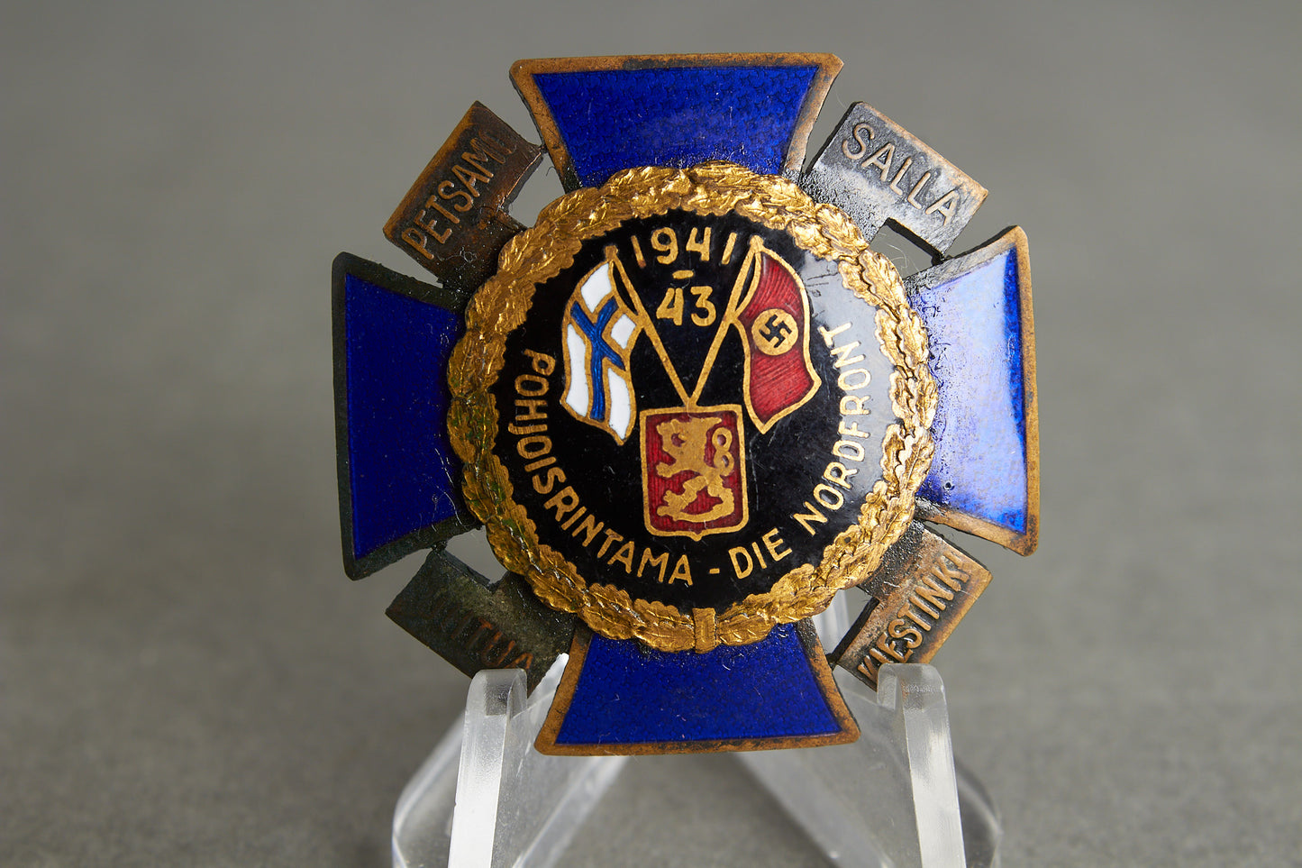 German/Finnish "Nordfront Kreuz 1941-1942". Awarded to German and Finnish soldiers. Original.