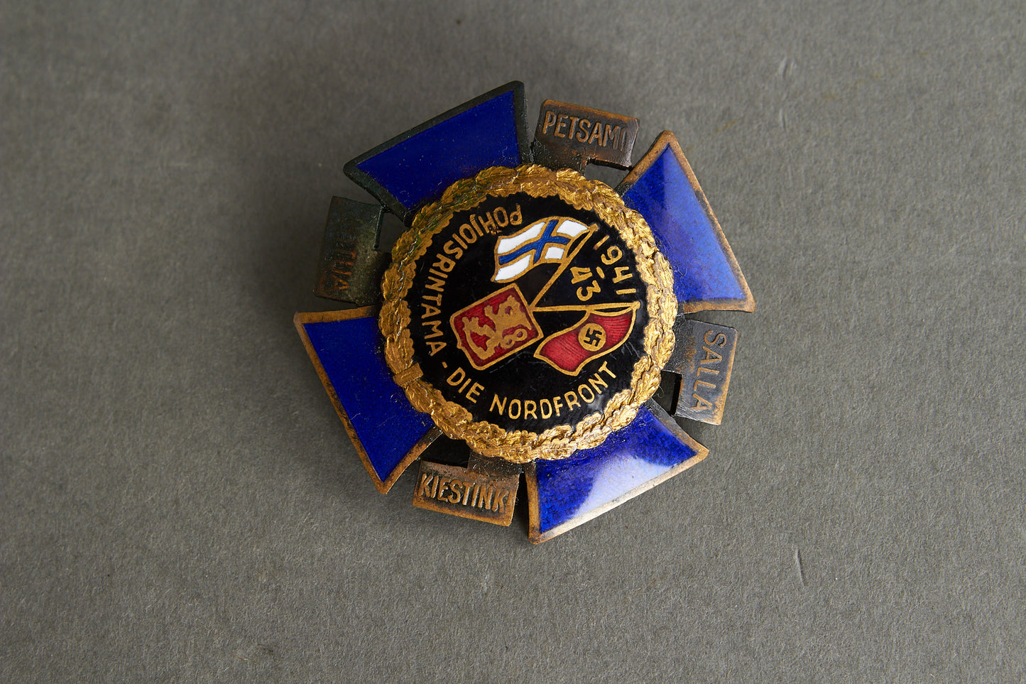 German/Finnish "Nordfront Kreuz 1941-1942". Awarded to German and Finnish soldiers. Original.