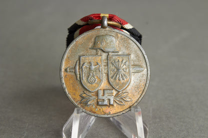Spanish "Tapferkeits-und Erinnerungsmedaille der Spanischen Blauen Division". Rare. Original.