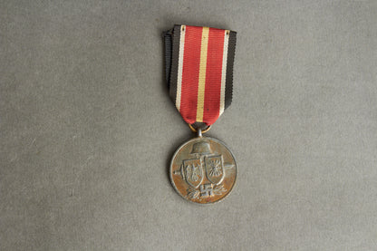Spanish "Tapferkeits-und Erinnerungsmedaille der Spanischen Blauen Division". Rare. Original.