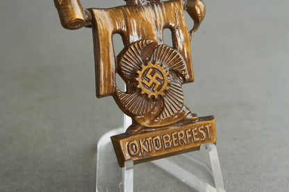 Kraft durch Freude (KdF) "Oktoberfest" Tinnie. Original.