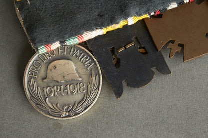 4-Place Medal Bar. Original.