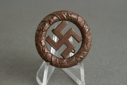 Early NSDAP "1933" Tinnie. Original.