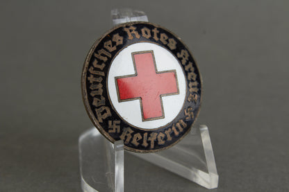 DRK (Deutsches Rotes Kreuz) "Helferin" Broach/Badge. Original.