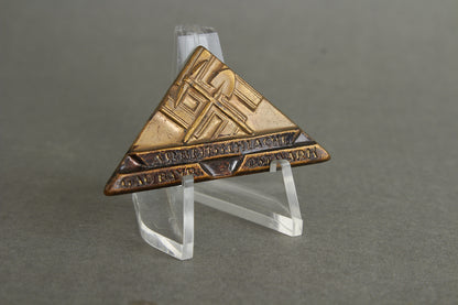 NSDAP/DAF "Arbeitsslacht" Tinnie. Original.