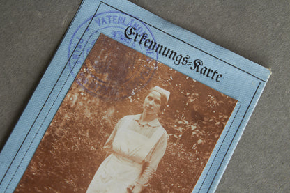DRK "Deutsche Roten Kreuz" "Erkennungs-Karte" Identification card. Hard to find. Original.