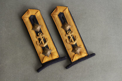 Kriegsmarine Shoulder Boards. Matching Pair. Original.