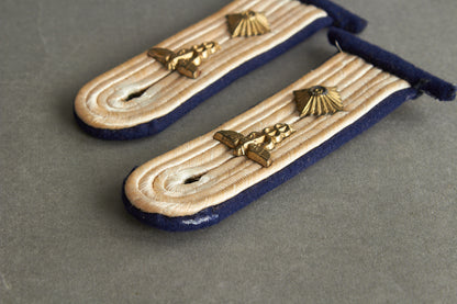 Kriegsmarine Shoulder Boards. Matching Pair. Original.