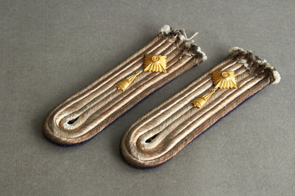 Kriegsmarine Shoulder Boards. Matching Pair. Original.