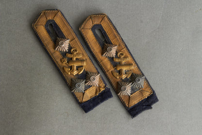 Kriegsmarine Shoulder Boards. Matching Pair. Original.