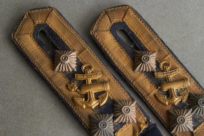 Kriegsmarine Shoulder Boards. Matching Pair. Original.