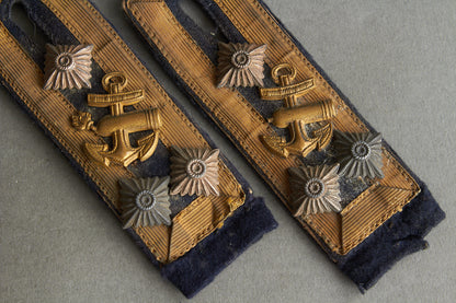 Kriegsmarine Shoulder Boards. Matching Pair. Original.