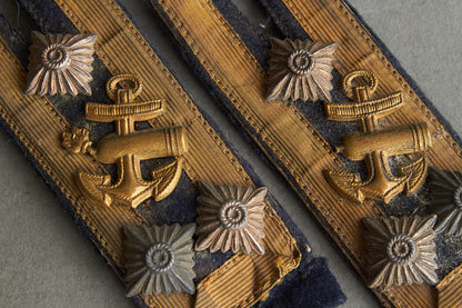 Kriegsmarine Shoulder Boards. Matching Pair. Original.