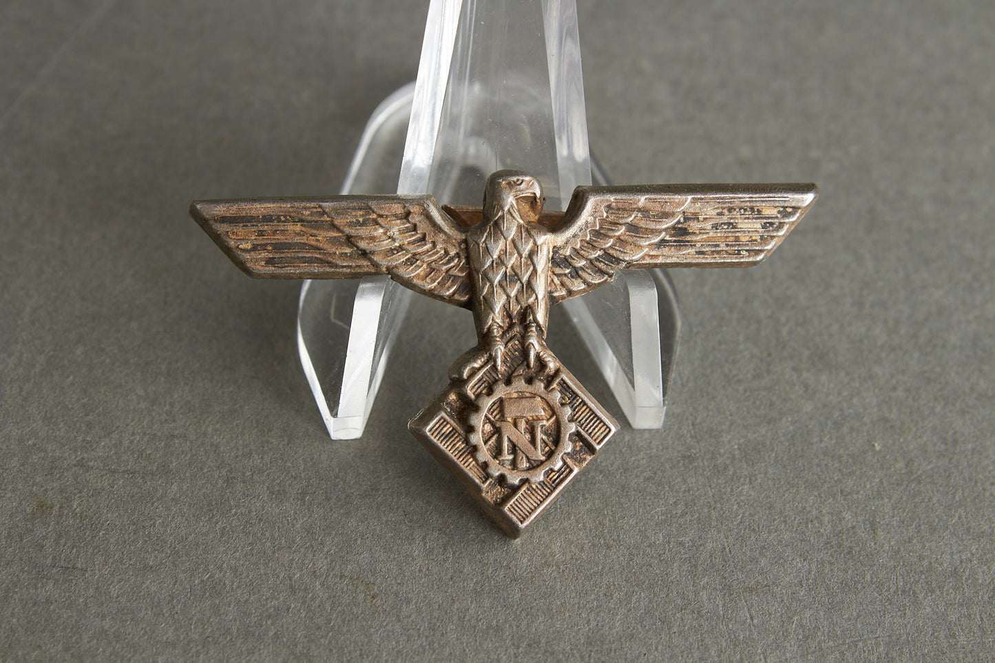 TeNo "Technische Nothilfe" Officer "Schirmmützenadler" Visor Cap Eagle. Rare. Original.