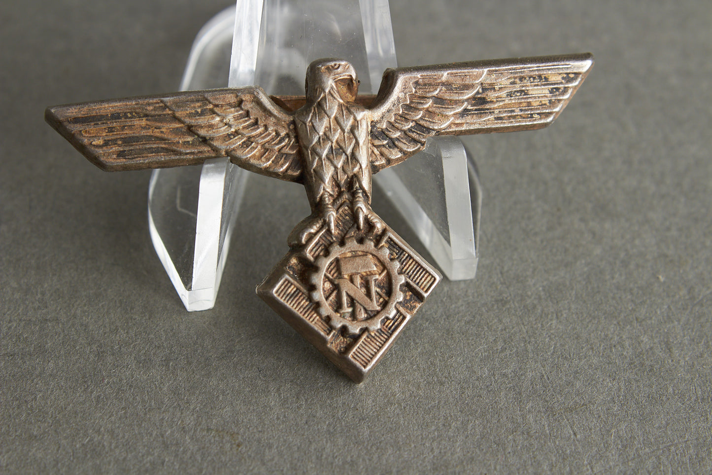 TeNo "Technische Nothilfe" Officer "Schirmmützenadler" Visor Cap Eagle. Rare. Original.